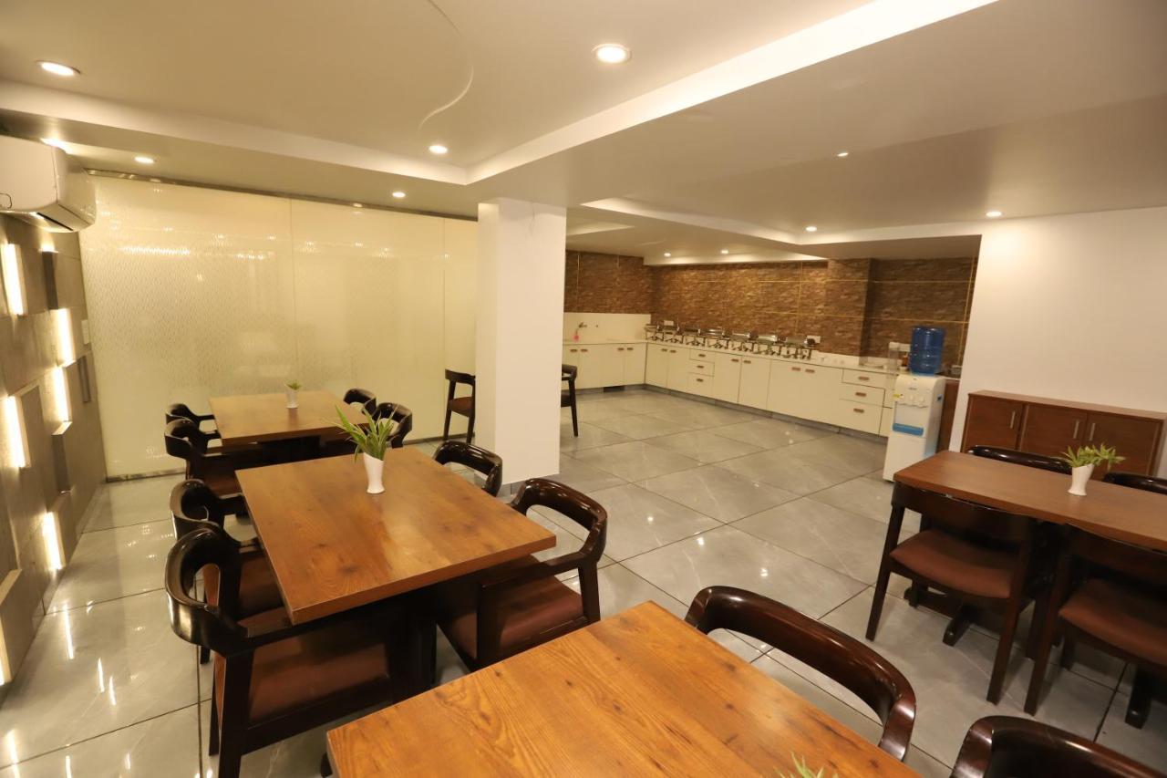 Hotel Keshav Residency Gurgaon Near Medanta Ngoại thất bức ảnh