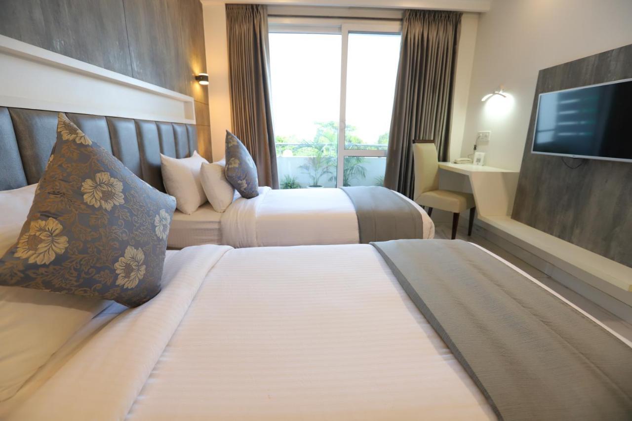 Hotel Keshav Residency Gurgaon Near Medanta Ngoại thất bức ảnh